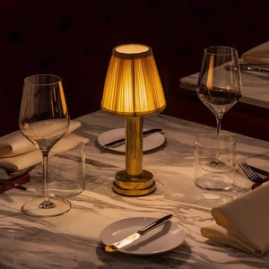 Retro Elegance Table Lamp